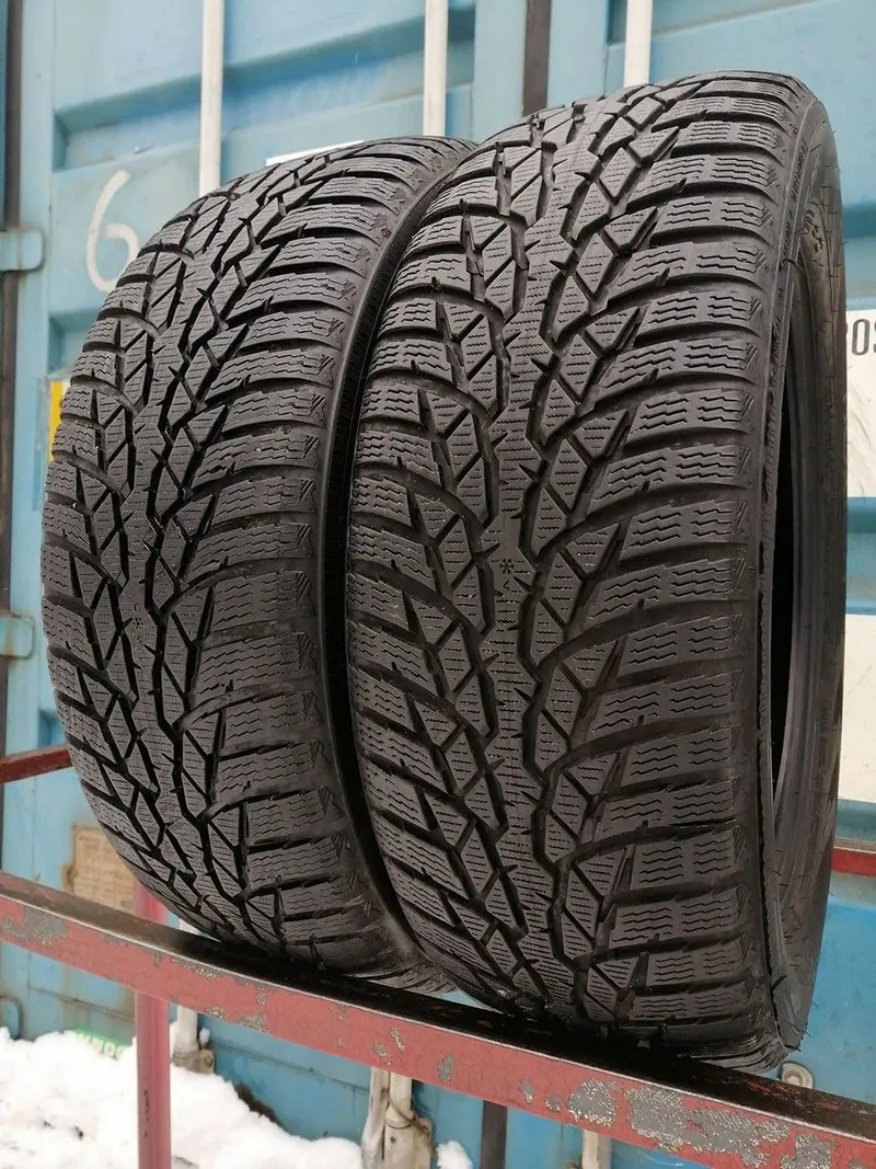 Пара б/у шин 215/60 R17 Nokian WR D4, фото 1