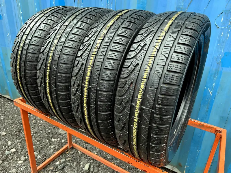 Комплект б/у шин 215/60 R17 Pirelli Winter 210 Sottozero 2