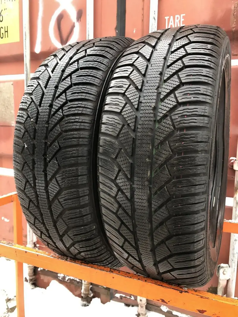Пара б/у шин 215/60 R17 Semperit Master-Grip 2