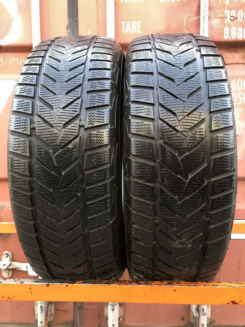 Пара б/у шин 215/60 R17 Vredestein Wintrac Xtreme S