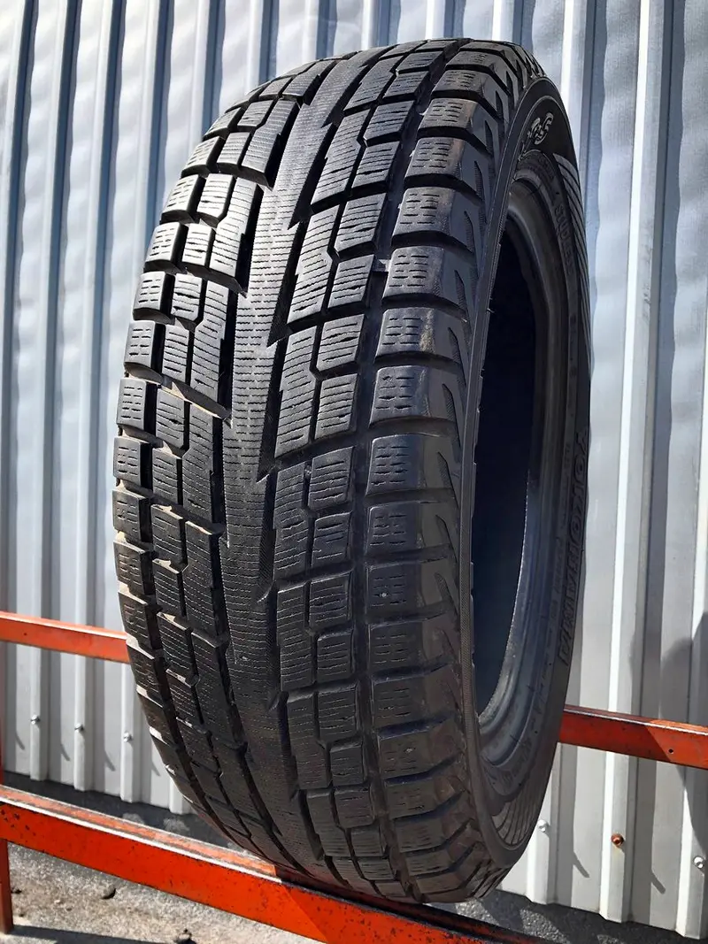 Б/у шина 215/60 R17 Yokohama Geolandar I/T-S G073