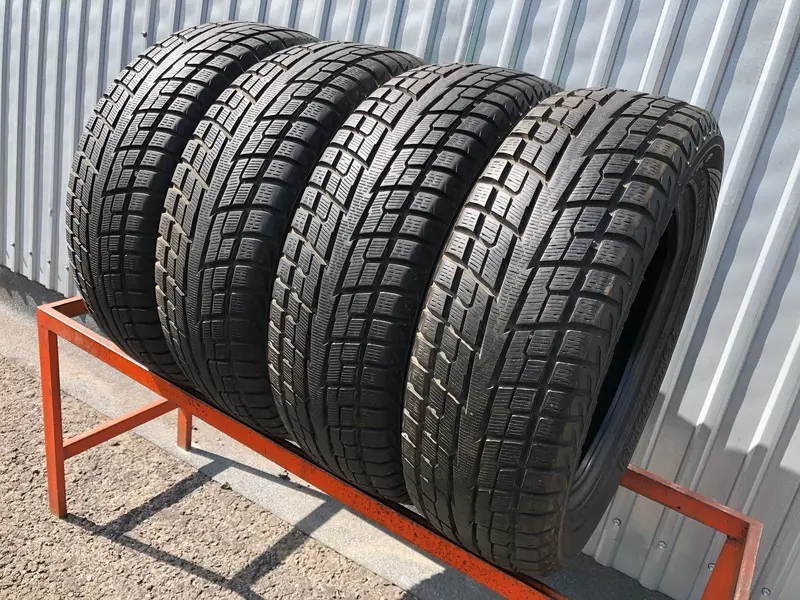 Комплект б/у шин 215/60 R17 Yokohama Geolandar I/T-S G073