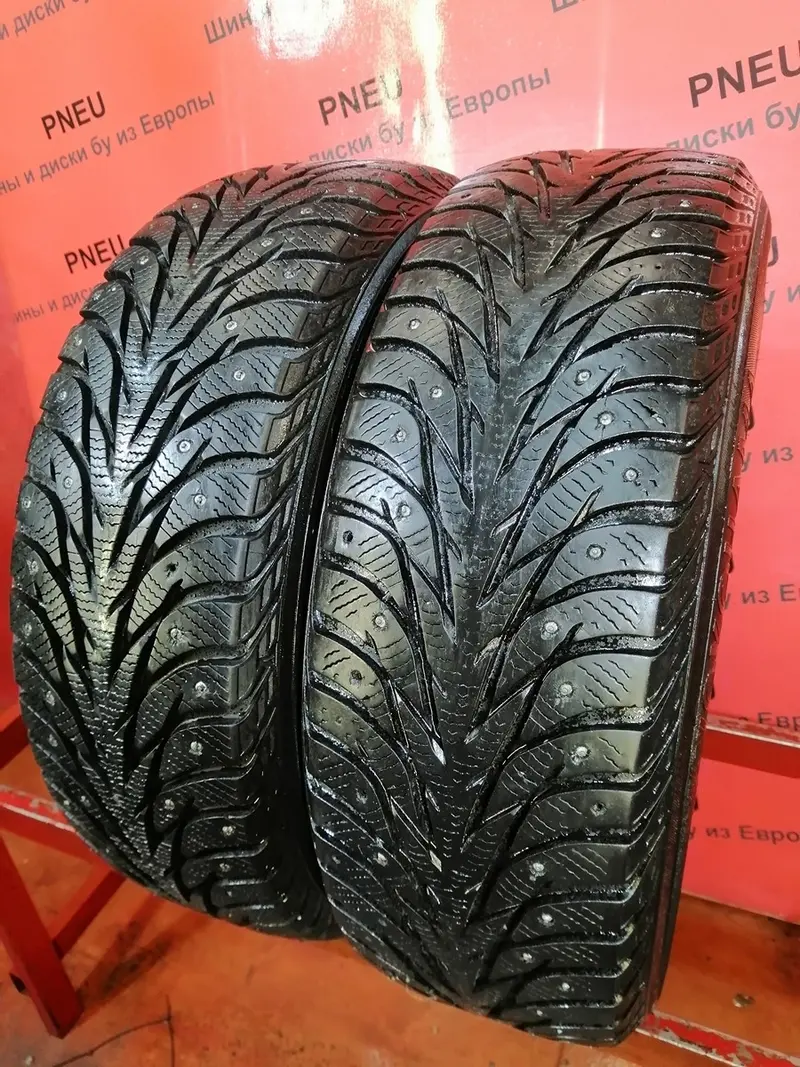 Пара б/у шин 215/60 R17 Yokohama Ice Guard IG35
