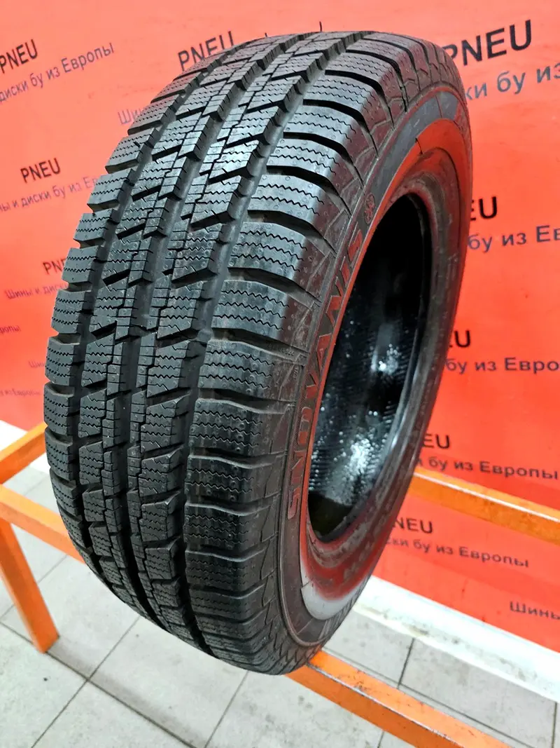 Б/у шина 215/65 R16C Barum Snovanis