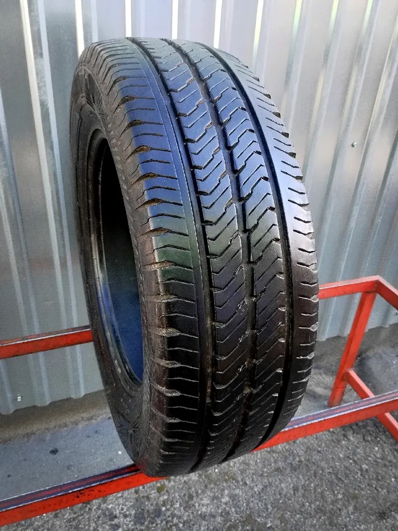 Б/у шина 215/65 R16C Barum Vanis 3