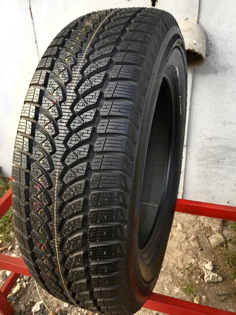 Новая шина 215/65 R16 Bridgestone Blizzak LM-80, фото 1