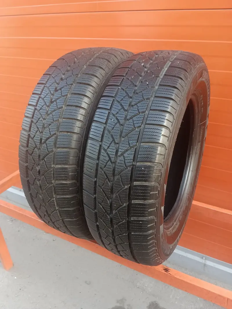 Пара б/у шин 215/65 R16C Bridgestone Blizzak LM 18C