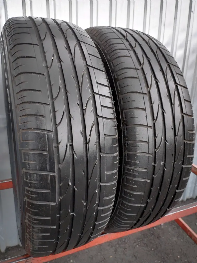 Пара б/у шин 215/65 R16 Bridgestone Dueler H/P Sport