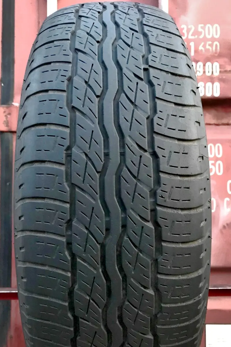 Б/у шина 215/65 R16 Bridgestone Dueler H/T 687