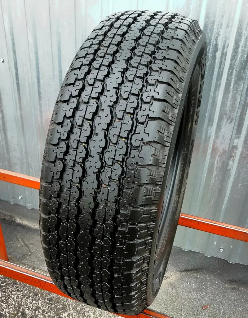 Б/у шина 215/65 R16 Bridgestone Dueler H/T 689