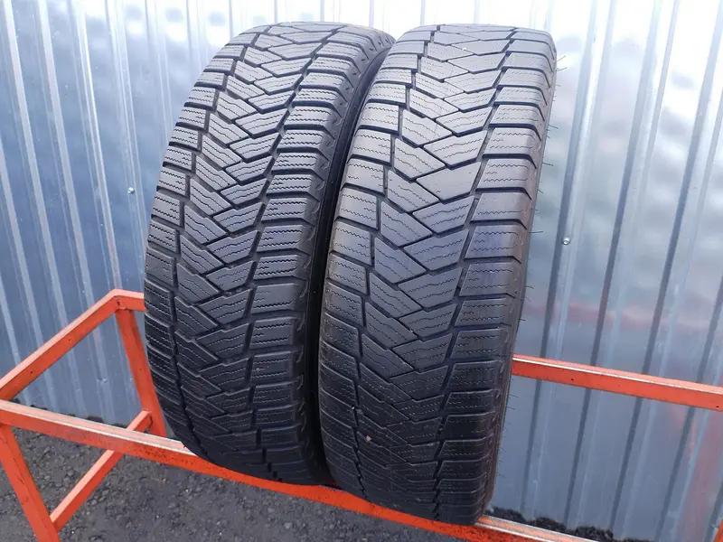 Пара б/у шин 215/65 R16C Bridgestone Duravis All Season