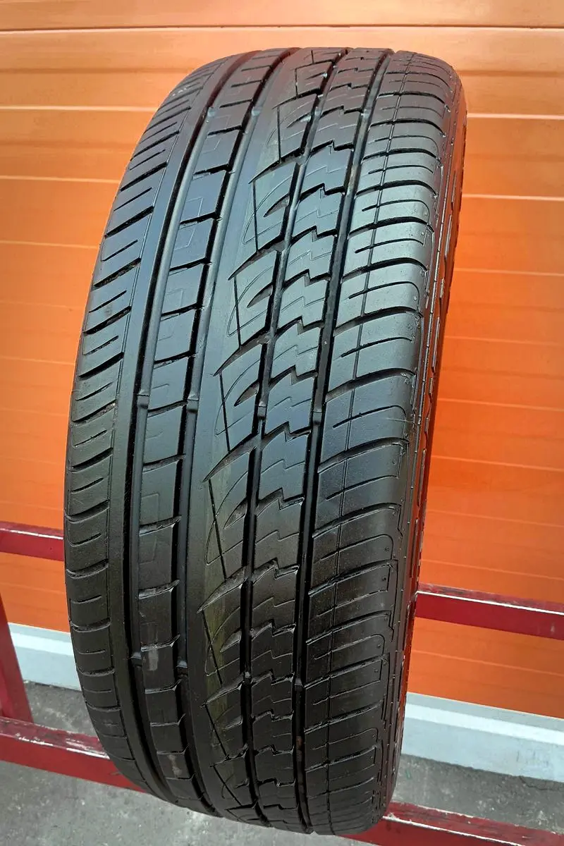 Б/у шина 215/65 R16 Continental ContiCrossContact UHP