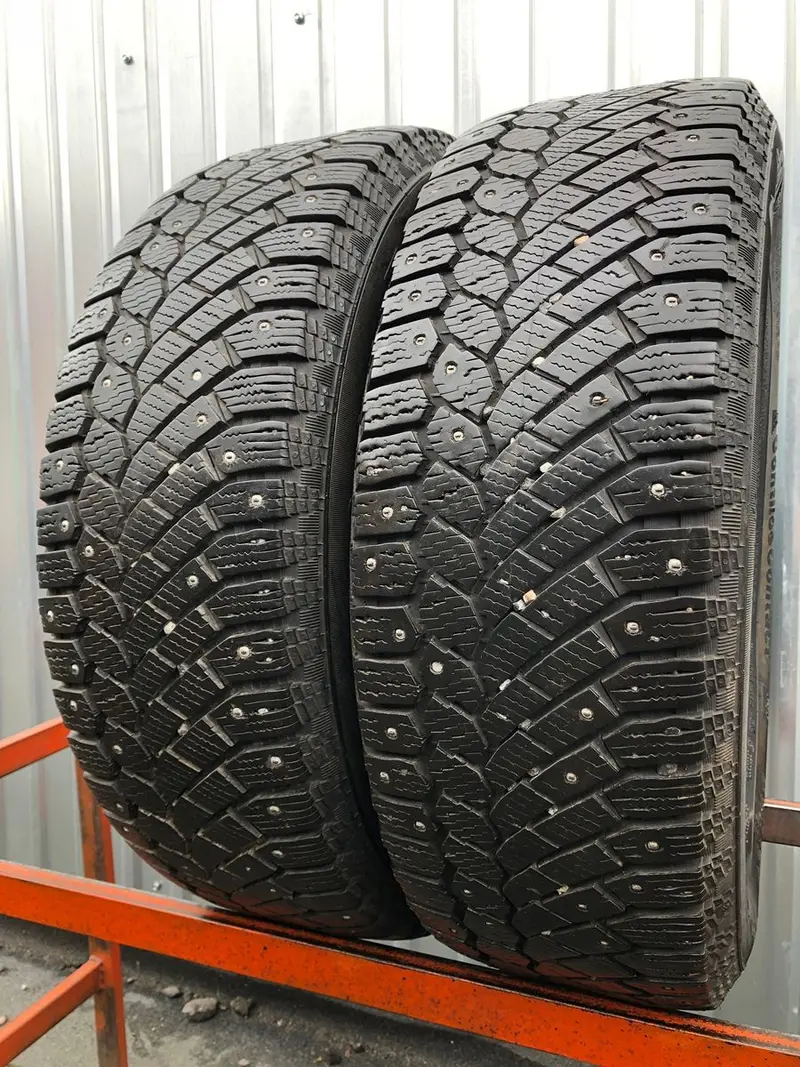 Пара б/у шин 215/65 R16 Continental ContiIceContact 4x4