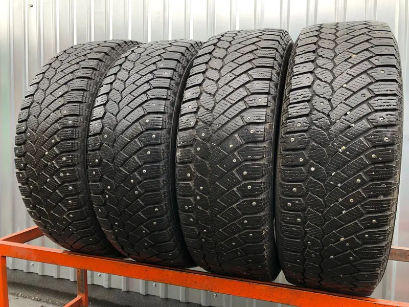 Комплект б/у шин 215/65 R16 Continental ContiIceContact 4x4