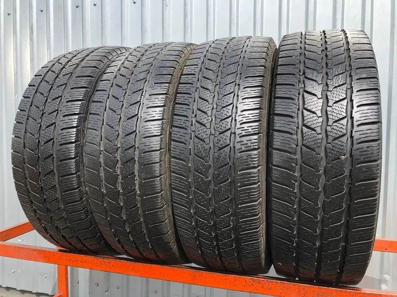 Комплект б/у шин 215/65 R16C Continental VanContact Winter