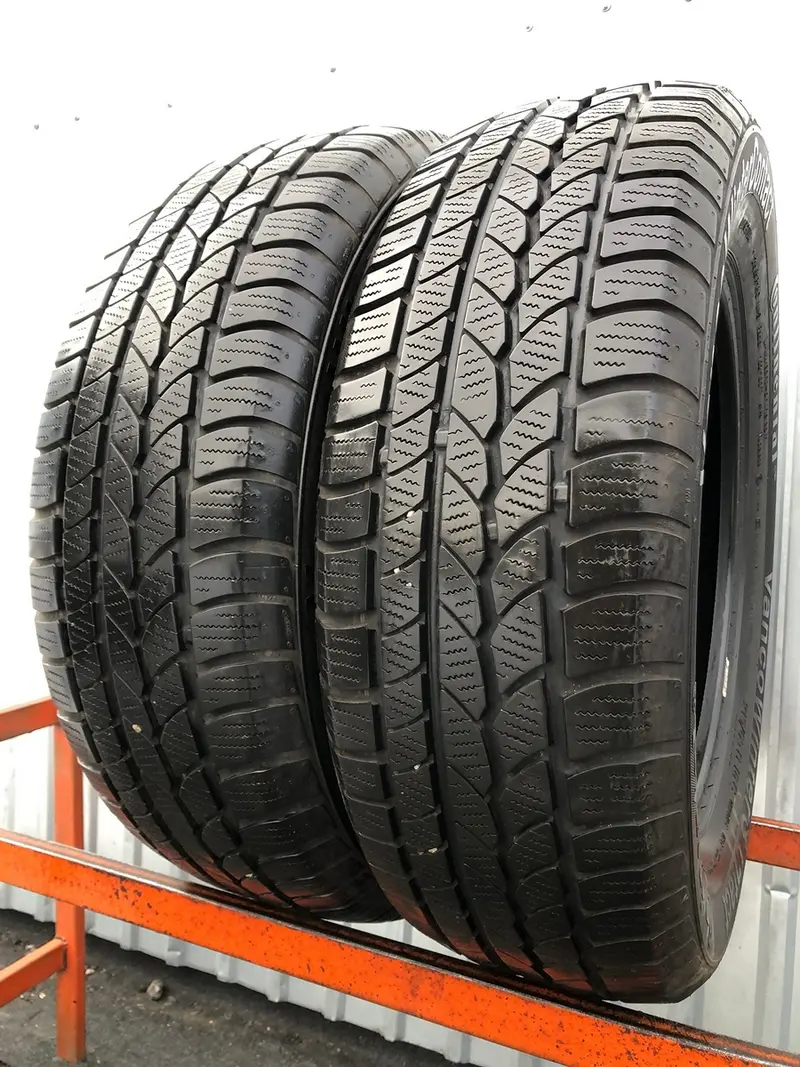 Пара б/у шин 215/65 R16C Continental VancoWinterContact