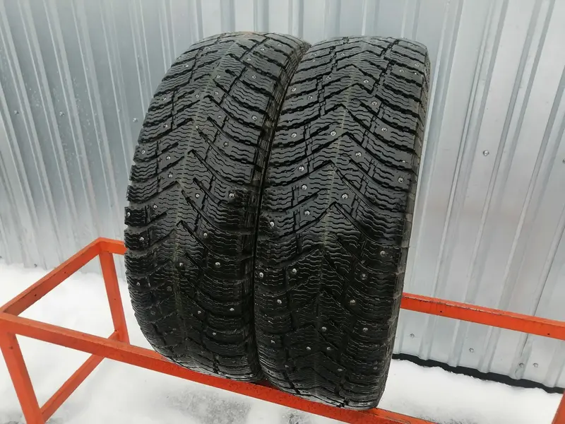Пара б/у шин 215/65 R16 Cordiant Snow Cross 2