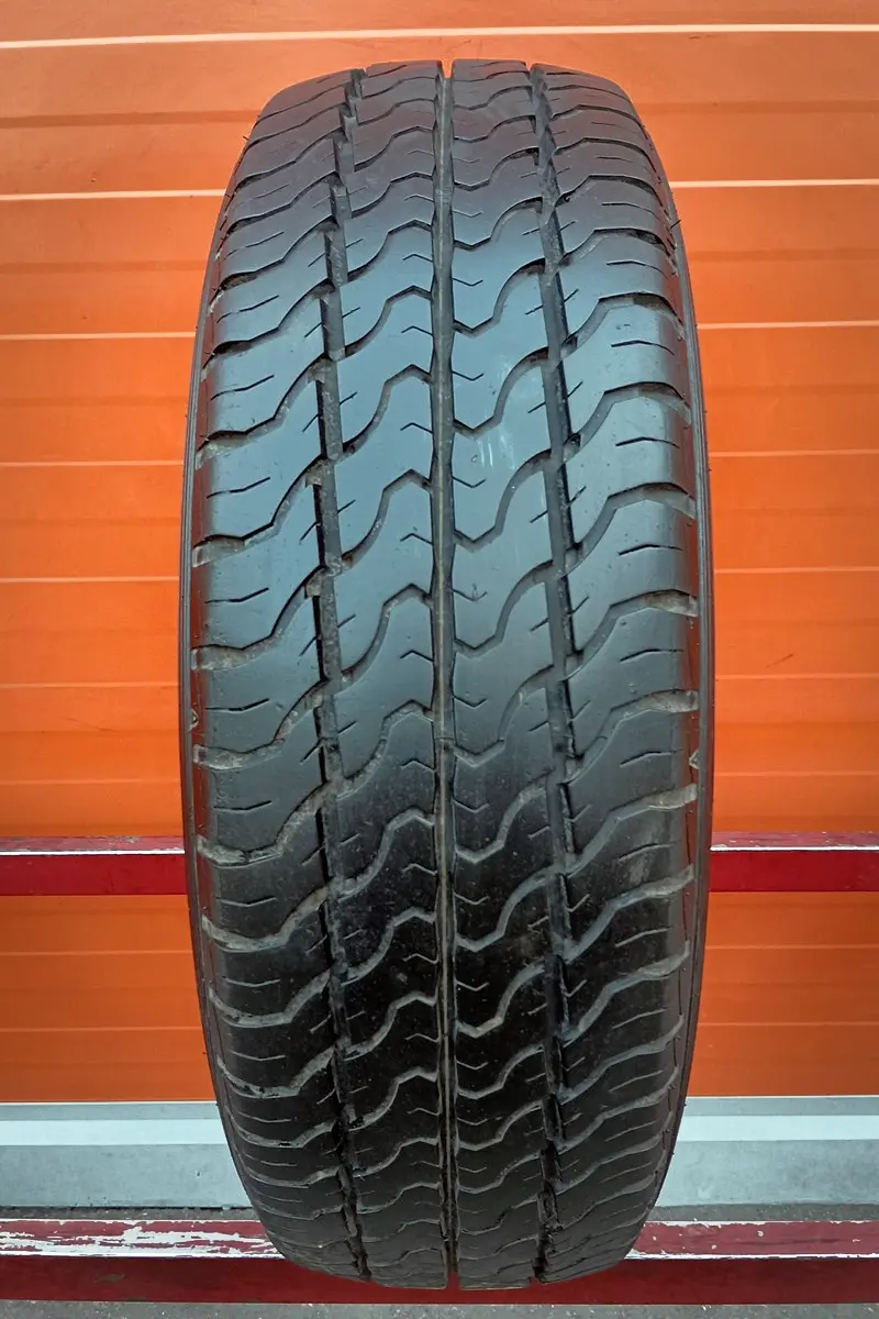 Б/у шина 215/65 R16C Dunlop Econodrive