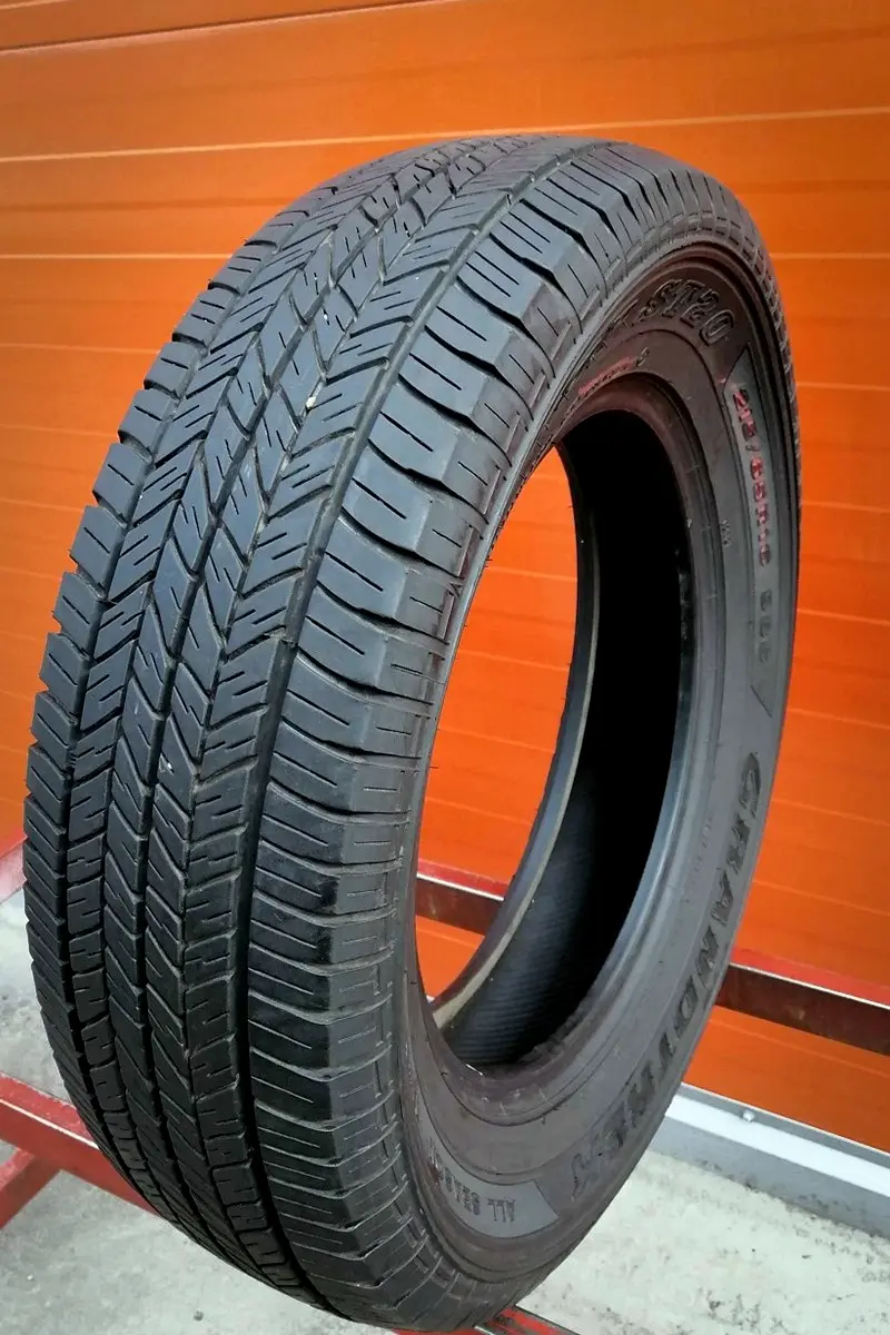 Б/у шина 215/65 R16 Dunlop Grandtrek ST20
