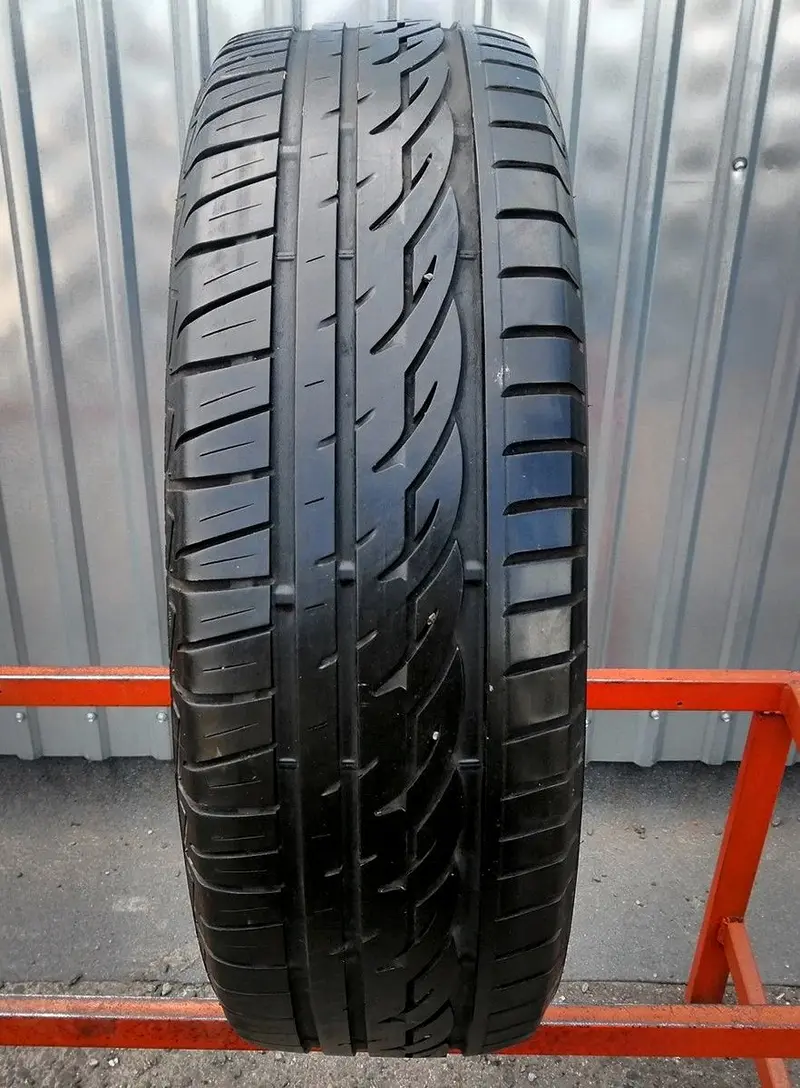 Б/у шина 215/65 R16 Firestone Destination HP