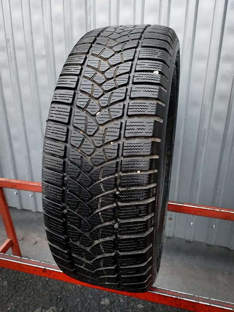 Б/у шина 215/65 R16 Firestone Destination Winter