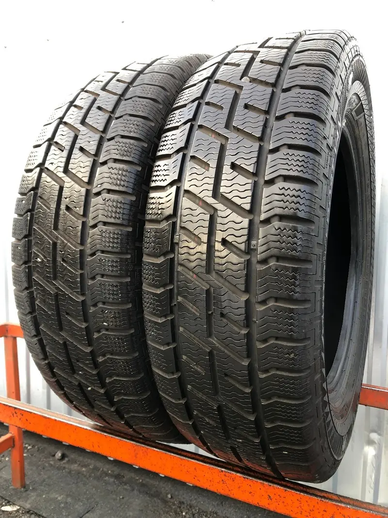 Пара б/у шин 215/65 R16C Gislaved Euro Frost VAN