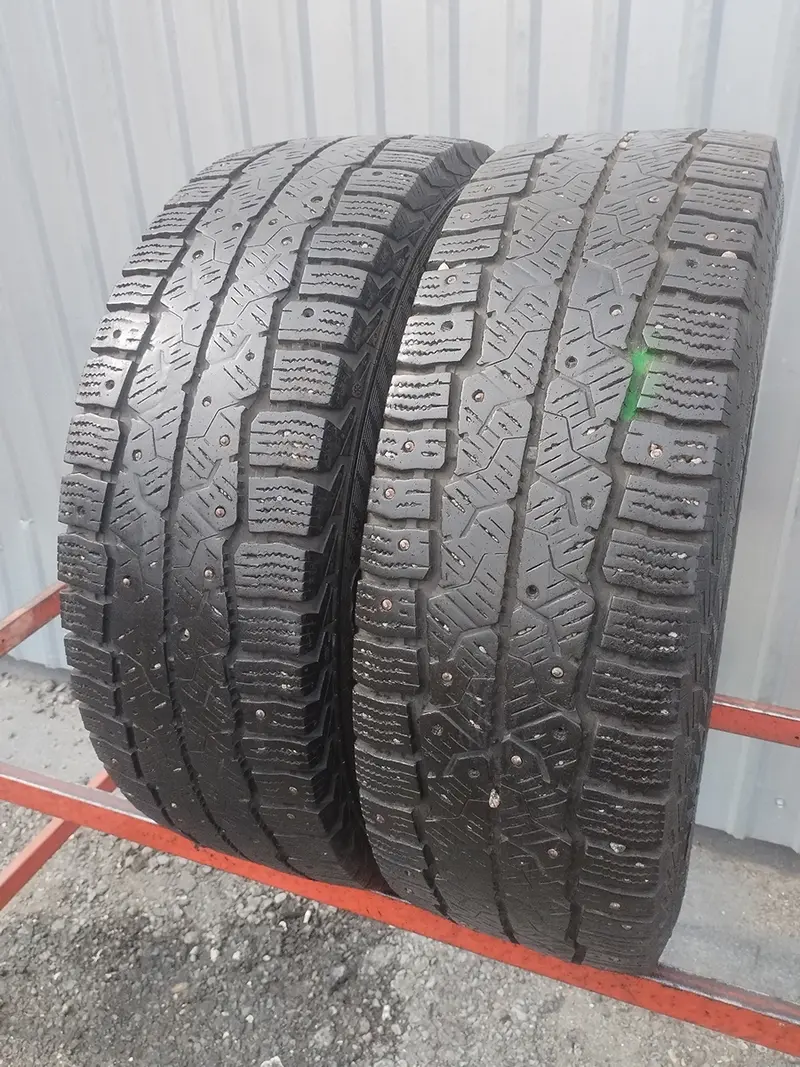 Пара б/у шин 215/65 R16C Gislaved Nord Frost VAN 2