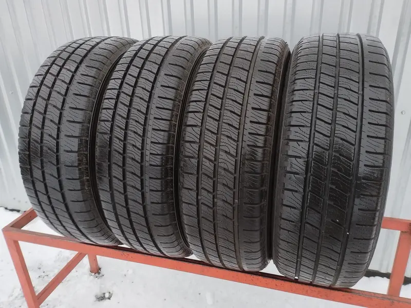 Комплект б/у шин 215/65 R16C Goodyear Cargo Vector 2