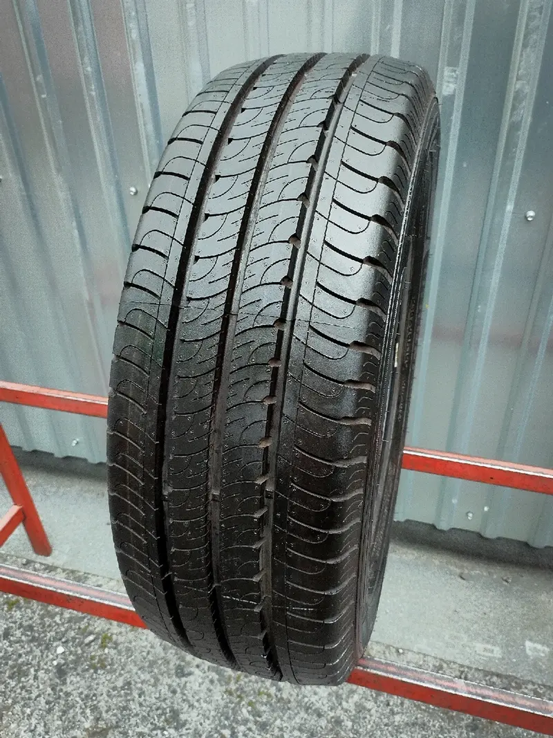 Б/у шина 215/65 R16C Goodyear EfficientGrip Cargo
