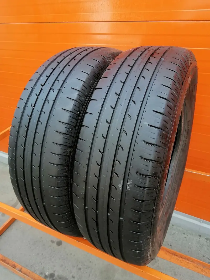 Пара б/у шин 215/65 R16 Goodyear EfficientGrip SUV 4x4