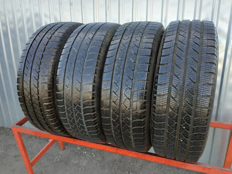 Комплект б/у шин 215/65 R16C Goodyear Vector 4Seasons Cargo