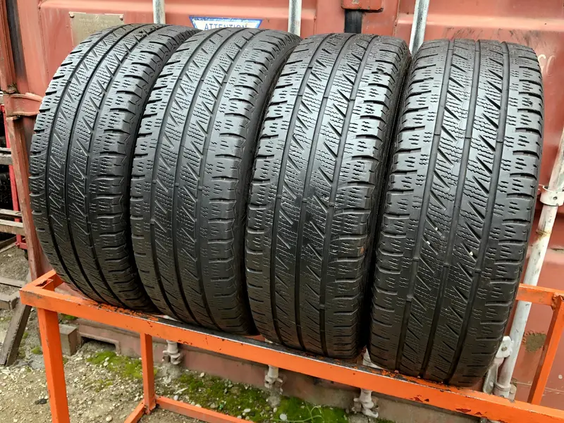 Комплект б/у шин 215/65 R16C Goodyear Vector 4Seasons Cargo