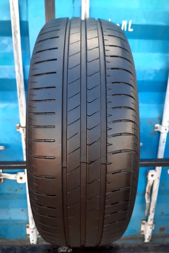 Б/у шина 215/65 R16 Hankook Kinergy eco K425