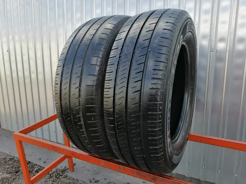 Пара б/у шин 215/65 R16C Hankook Radial RA28