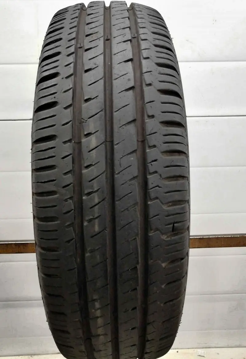 Б/у шина 215/65 R16C Hankook Vantra LT RA18