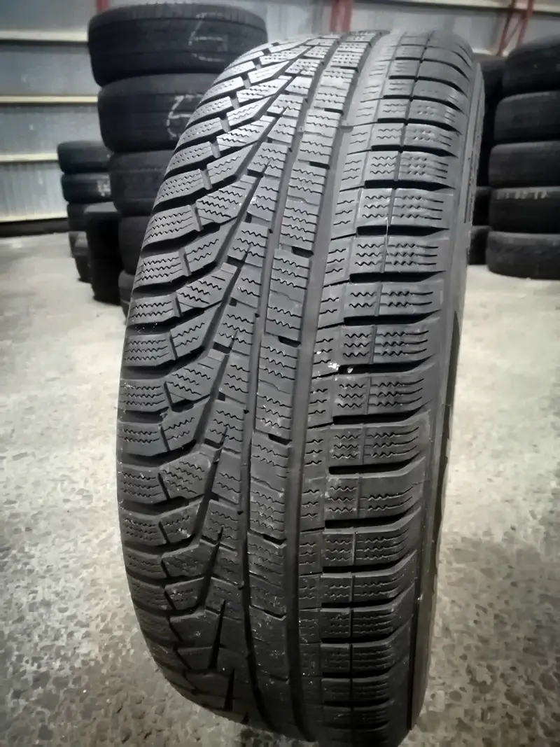 Б/у шина 215/65 R16 Hankook Winter I Cept Evo2 W320