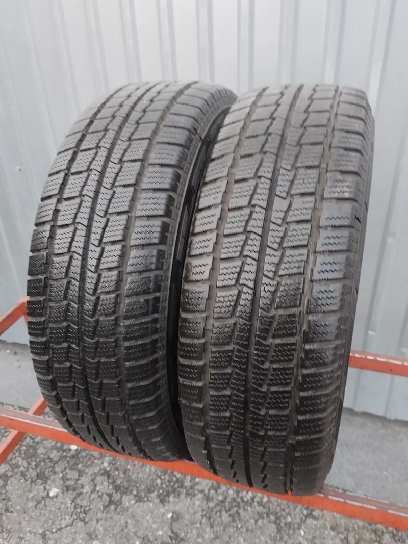 Пара б/у шин 215/65 R16C Hankook Winter RW06