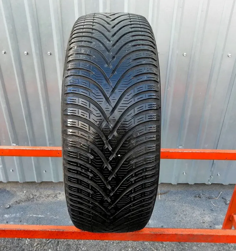 Б/у шина 215/65 R16 Kleber Krisalp HP3