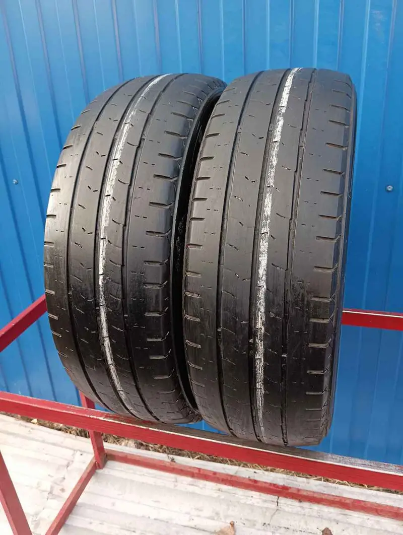 Пара б/у шин 215/65 R16C Kumho PorTran KC53