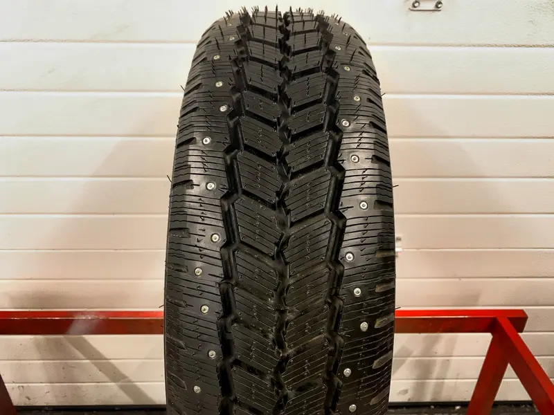 Новая шина 215/65 R16 Michelin Agilis 81 Snow-Ice