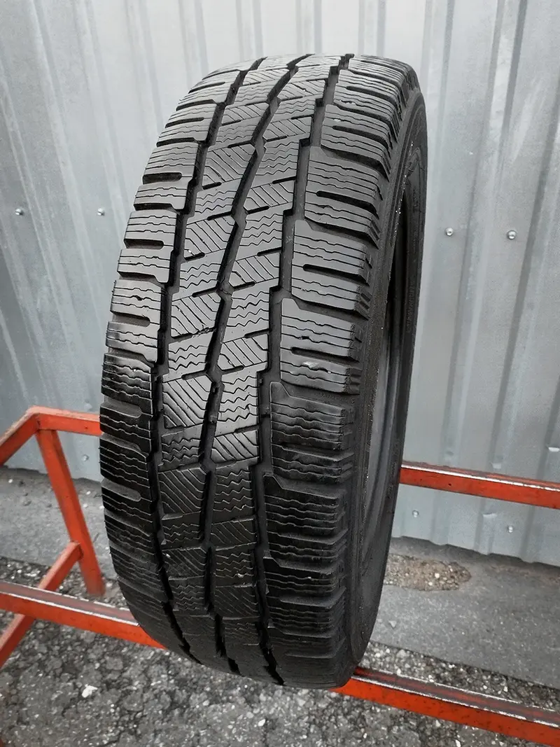 Б/у шина 215/65 R16C Michelin Agilis Alpin
