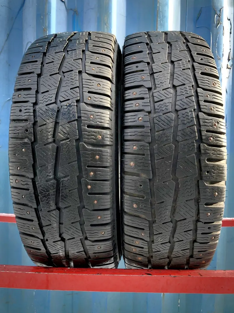 Пара б/у шин 215/65 R16C Michelin Agilis X-Ice North