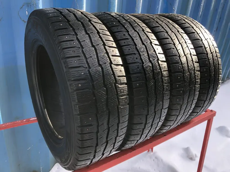 Комплект б/у шин 215/65 R16C Michelin Agilis X-Ice North