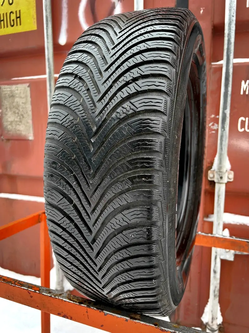 Б/у шина 215/65 R16 Michelin Alpin 5, фото 1