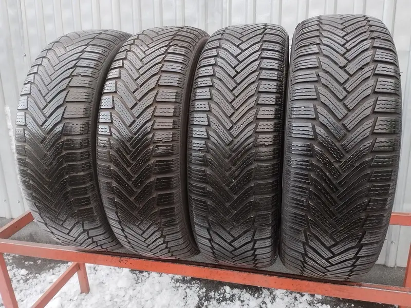 Комплект б/у шин 215/65 R16 Michelin Alpin 6