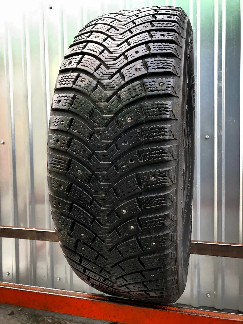 Б/у шина 215/65 R16 Michelin X-Ice North 2
