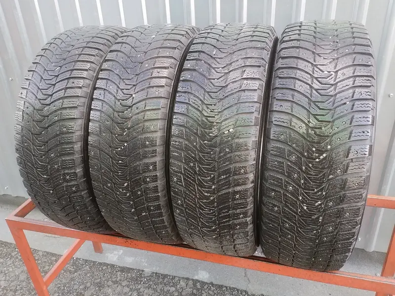 Комплект б/у шин 215/65 R16 Michelin X-Ice North 3