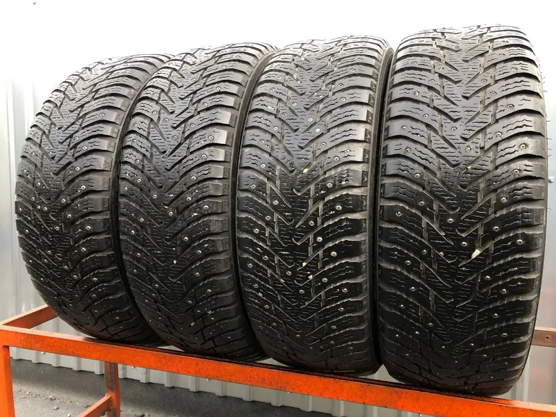Комплект б/у шин 215/65 R16 Nokian Hakkapeliitta 8 SUV