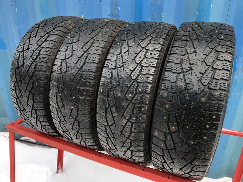 Комплект б/у шин 215/65 R16C Nokian Hakkapeliitta C3