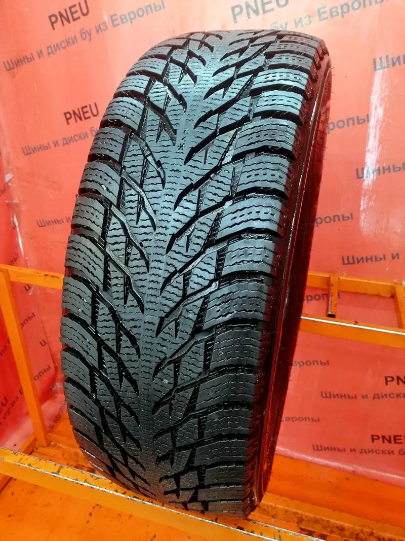 Б/у шина 215/65 R16 Nokian Hakkapeliitta R3